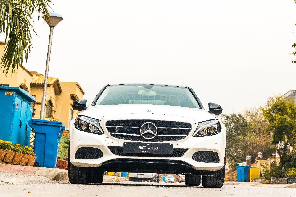 Mercedes Benz C Class 2018 for Sale in Islamabad Image-1