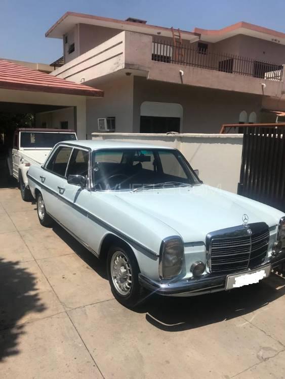 Mercedes Benz 240 Gd 1975 for Sale in Islamabad Image-1