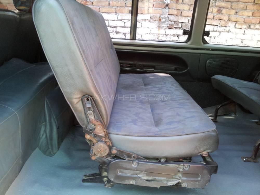 Hyundai Grace 2000 for Sale in Rawalpindi Hyundai Grace 2000 for Sale in Rawalpindi Image-15