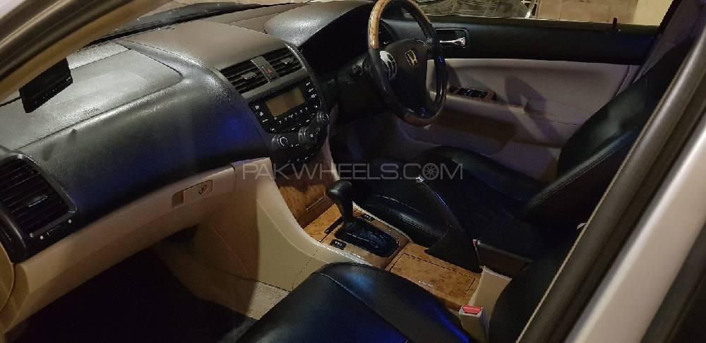 Honda Accord 2004 for Sale in Lahore Honda Accord 2004 for Sale in Lahore Image-7