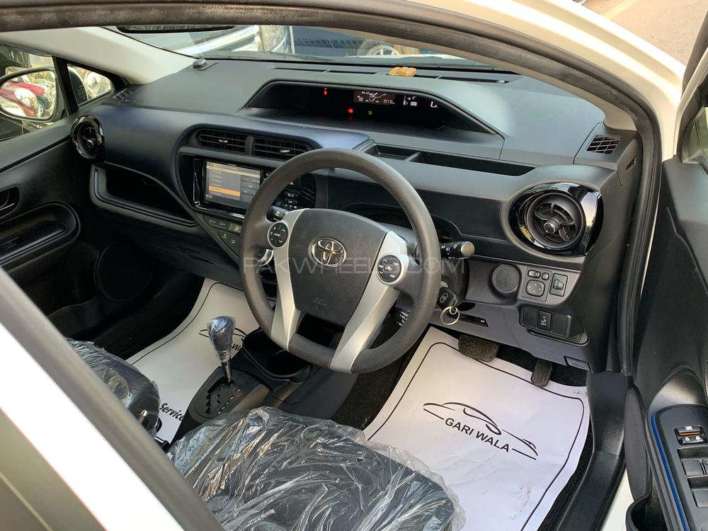 Toyota Aqua 2015 for Sale in Karachi Toyota Aqua 2015 for Sale in Karachi Image-9