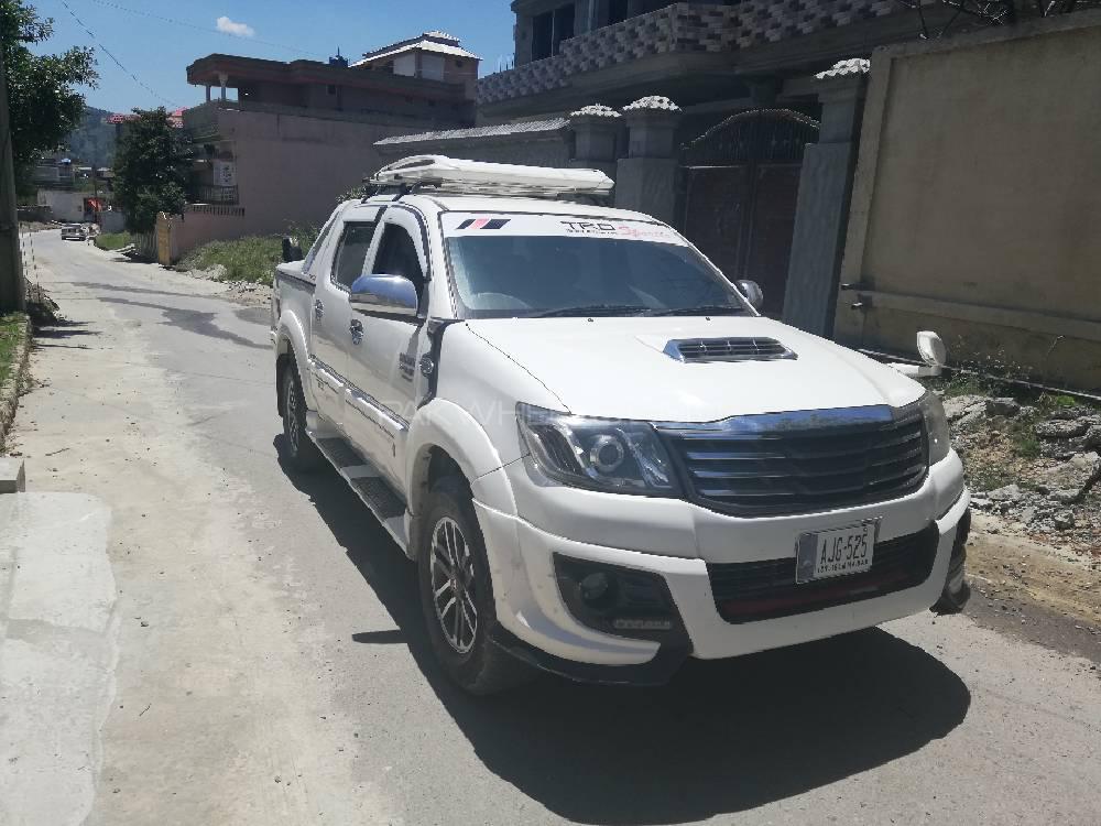 Toyota Hilux 2012 for Sale in Abbottabad Image-1