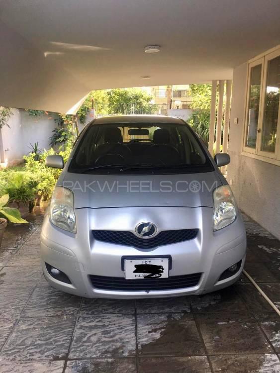 Toyota Yaris 2009 for Sale in Islamabad Image-1