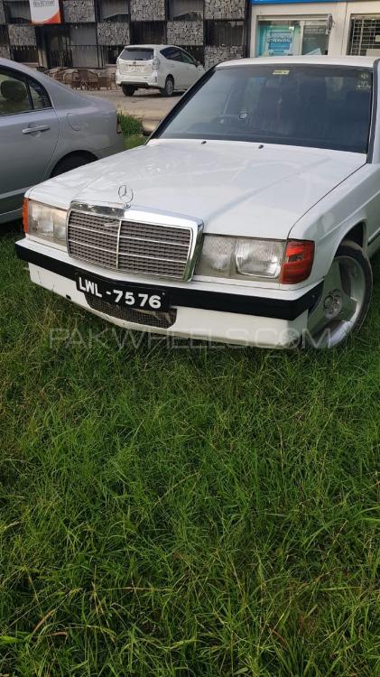 Mercedes Benz D Series 1988 for Sale in Taxila Image-1