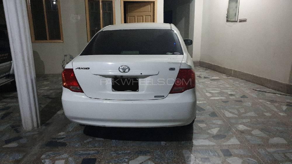 Toyota Corolla Axio 2007 for Sale in Swat Image-1
