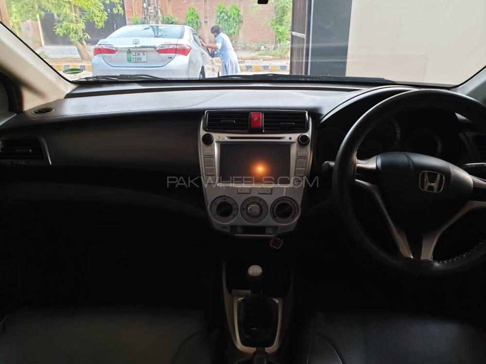 ہونڈا سٹی 2010 for Sale in لاہور ہونڈا سٹی 2010 for Sale in لاہور Image-6