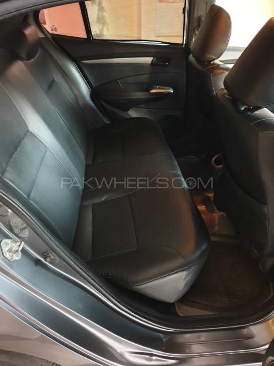 ہونڈا سٹی 2010 for Sale in لاہور ہونڈا سٹی 2010 for Sale in لاہور Image-9