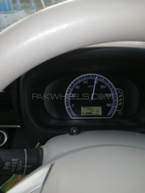 Nissan Roox 2015 for Sale in Tando Allah Yar Image-1