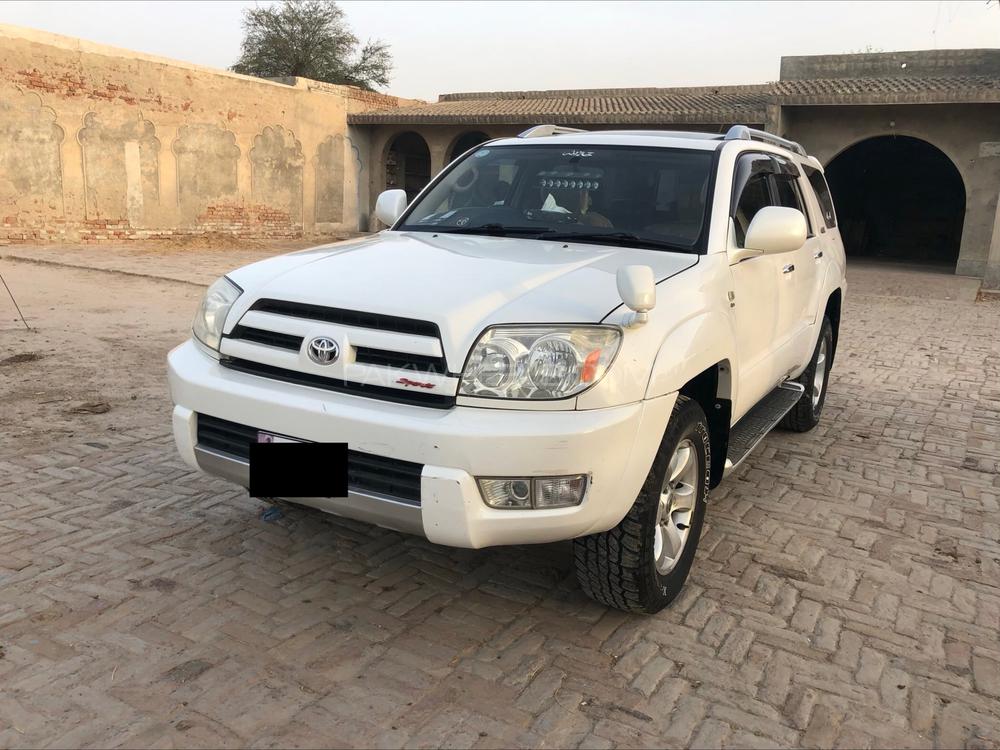 Toyota Surf 2004 for Sale in Sahiwal Image-1