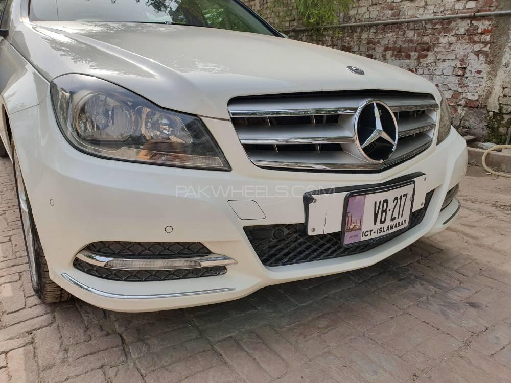 Mercedes Benz C Class 2012 for Sale in Gujranwala Image-1