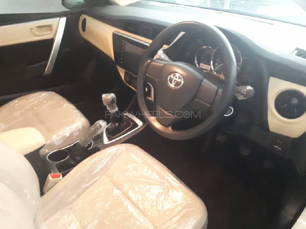 Toyota Corolla 2018 for Sale in Karachi Toyota Corolla 2018 for Sale in Karachi Image-11