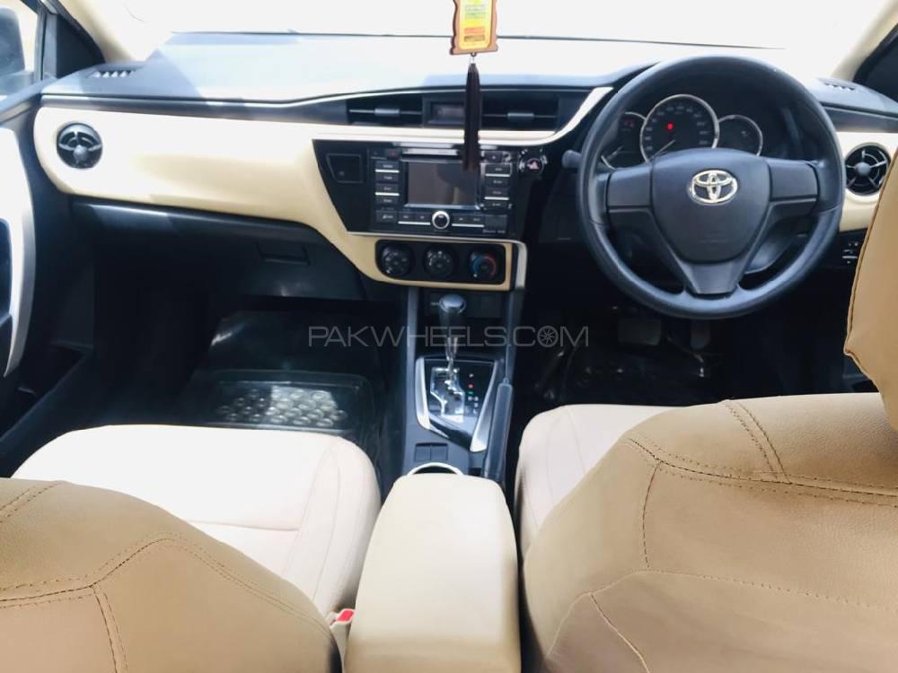 Toyota Corolla 2017 for Sale in Karachi Toyota Corolla 2017 for Sale in Karachi Image-13