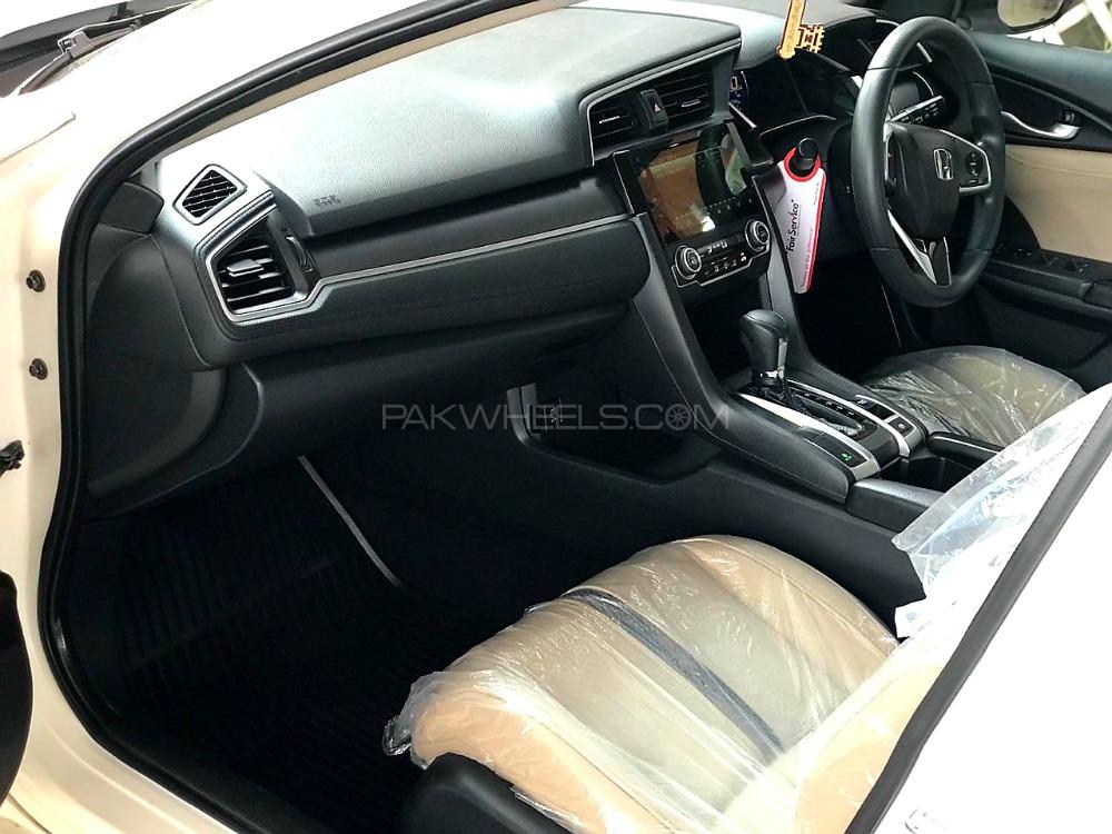 Honda Civic 2018 for Sale in Islamabad Honda Civic 2018 for Sale in Islamabad Image-13