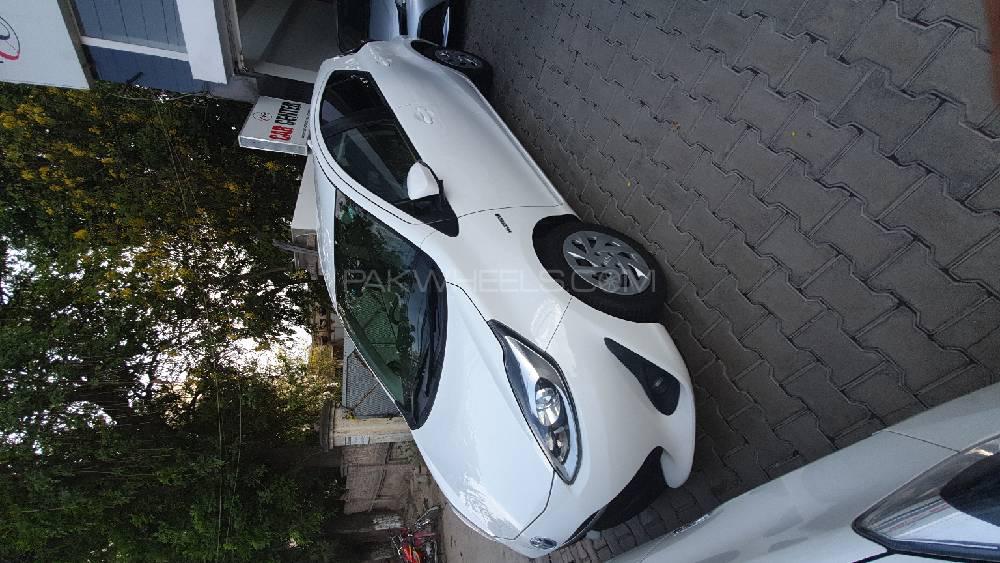 Toyota Aqua 2017 for Sale in Peshawar Image-1