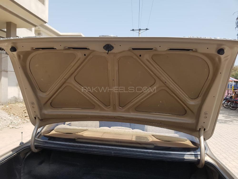 ٹویوٹا کراؤن 1993 for Sale in لاہور ٹویوٹا کراؤن 1993 for Sale in لاہور Image-2