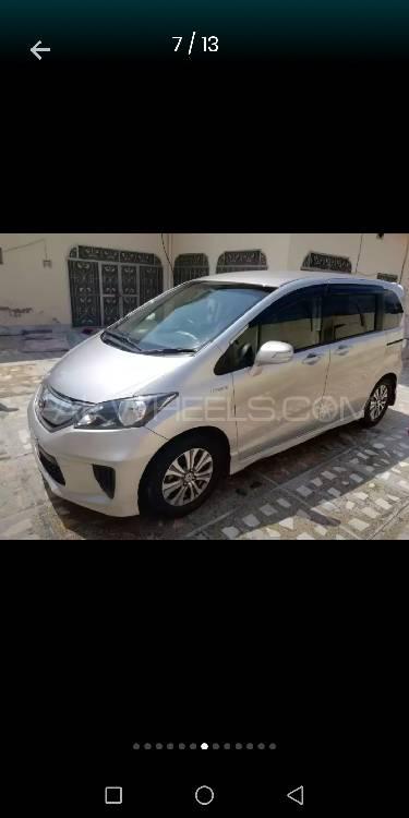 Honda Freed 2011 for Sale in Chakwal Image-1
