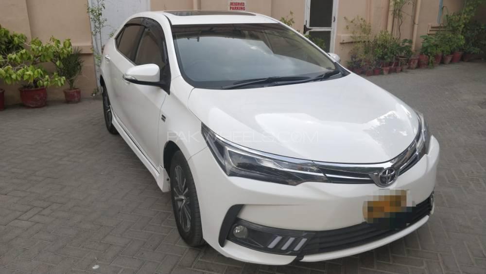 Toyota Corolla 2018 for Sale in Karachi Toyota Corolla 2018 for Sale in Karachi Image-4