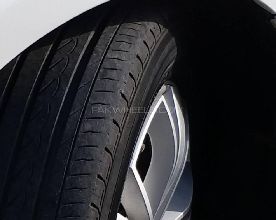 Toyota Prius 2011 for Sale in Lahore Toyota Prius 2011 for Sale in Lahore Image-6