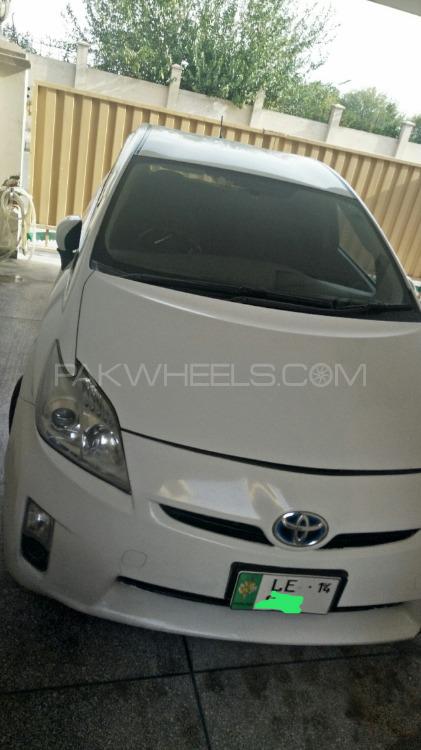 Toyota Prius 2010 for Sale in Lahore Toyota Prius 2010 for Sale in Lahore Image-3