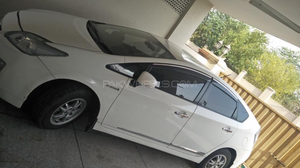Toyota Prius 2010 for Sale in Lahore Toyota Prius 2010 for Sale in Lahore Image-4