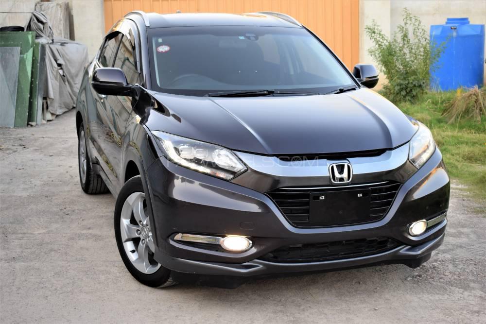 Honda Vezel 2013 for Sale in Islamabad Honda Vezel 2013 for Sale in Islamabad Image-2