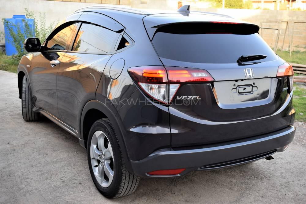 Honda Vezel 2013 for Sale in Islamabad Honda Vezel 2013 for Sale in Islamabad Image-10