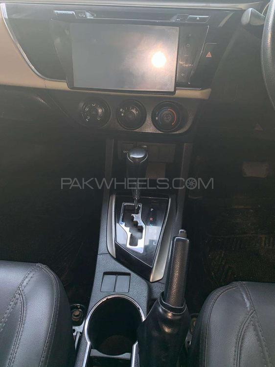 Toyota Corolla 2014 for Sale in Karachi Toyota Corolla 2014 for Sale in Karachi Image-6