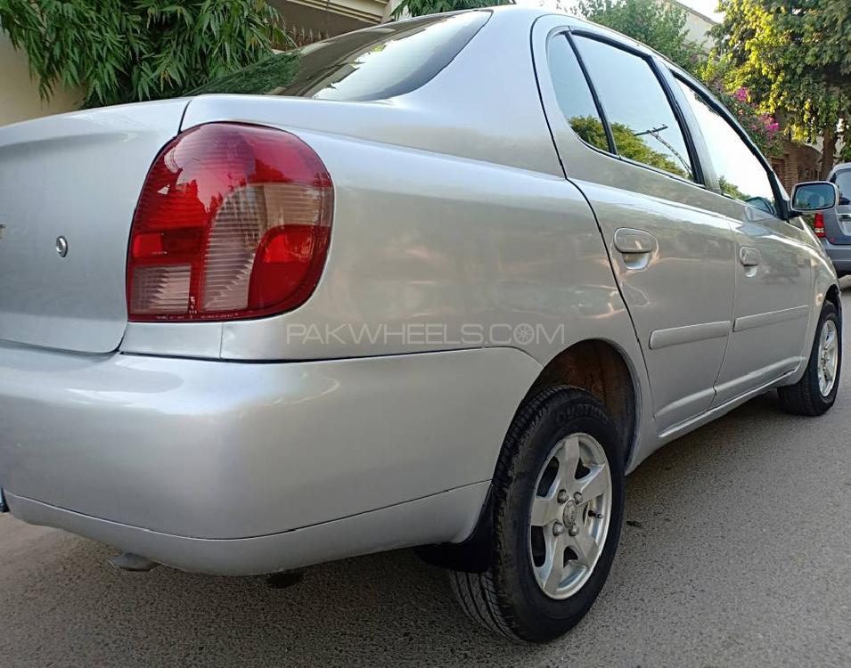 Toyota Platz 2007 for Sale in Multan Toyota Platz 2007 for Sale in Multan Image-4