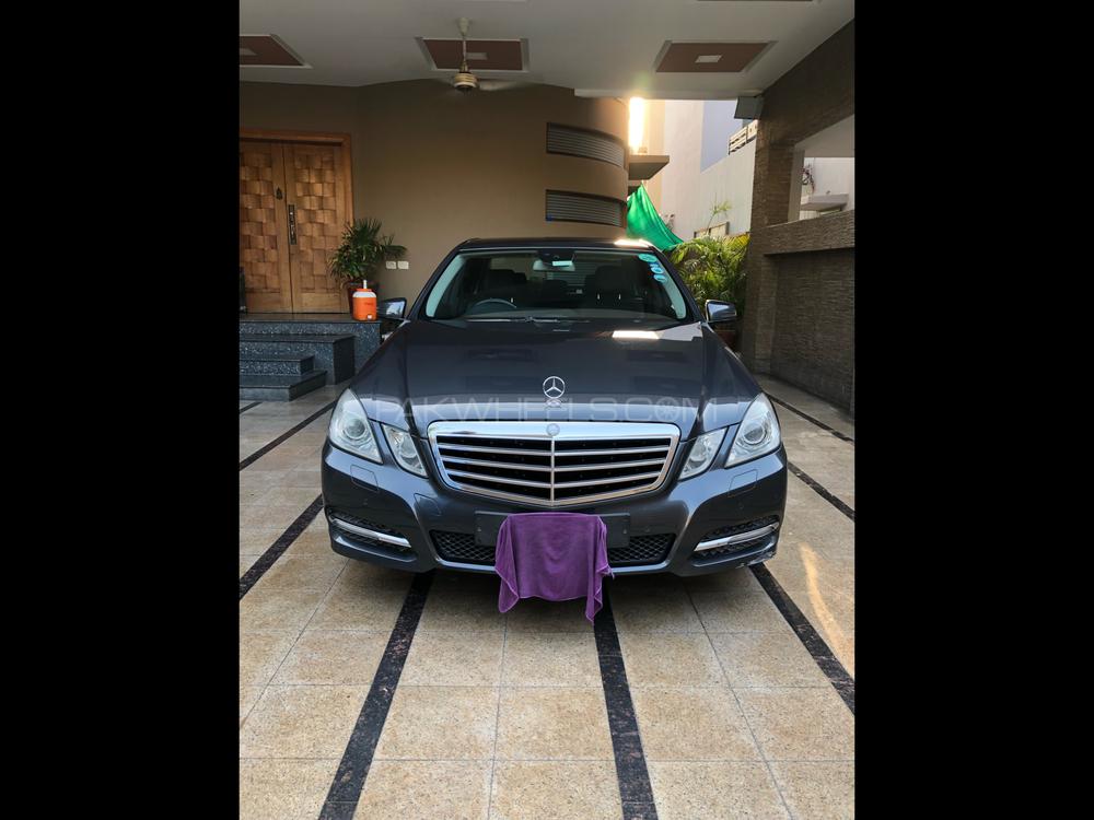 Mercedes Benz E Class 2012 for Sale in Lahore Image-1