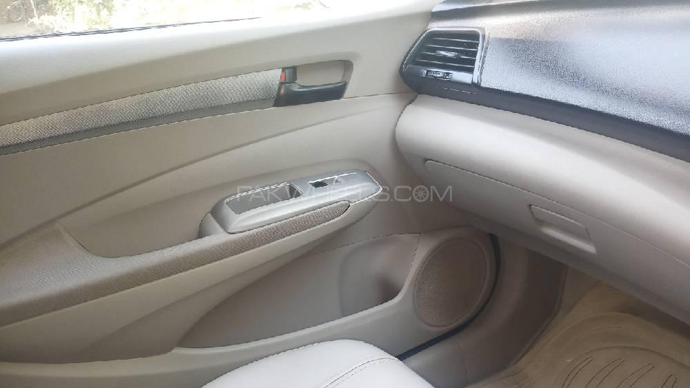 Honda City 2013 for Sale in Attock Honda City 2013 for Sale in Attock Image-3