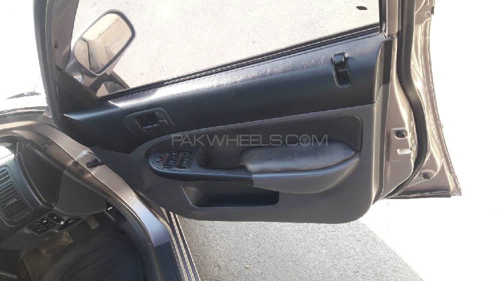 Honda Civic 2001 for Sale in Bahawalpur Honda Civic 2001 for Sale in Bahawalpur Image-9