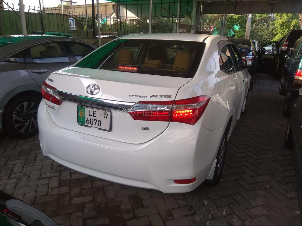 Toyota Corolla 2016 for Sale in Lahore Toyota Corolla 2016 for Sale in Lahore Image-12