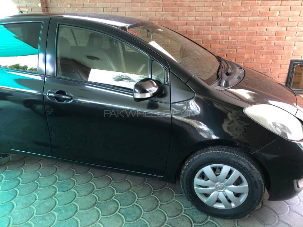 Toyota Vitz 2010 for Sale in Lahore Toyota Vitz 2010 for Sale in Lahore Image-2