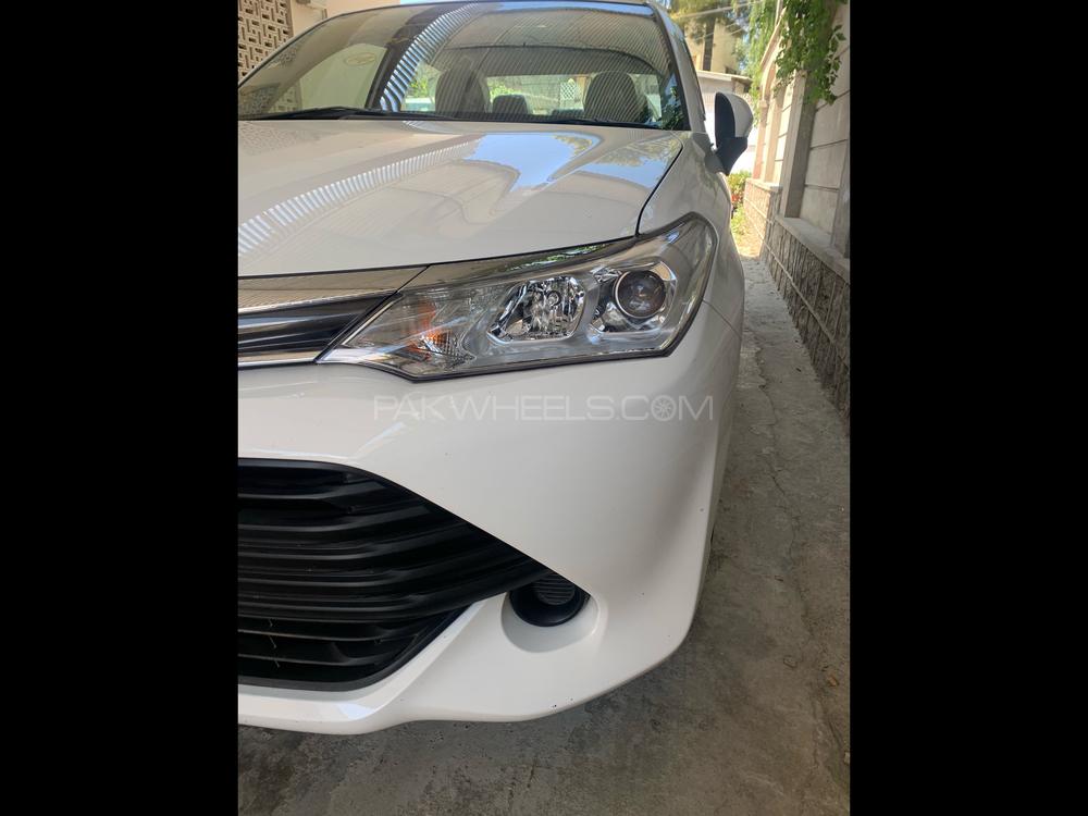 Toyota Corolla Axio 2015 for Sale in Peshawar Toyota Corolla Axio 2015 for Sale in Peshawar Image-2