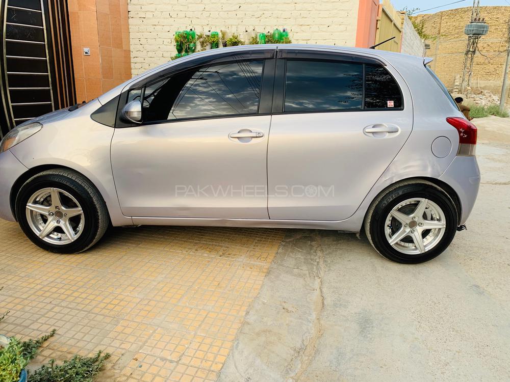 Toyota Vitz 2010 for Sale in Quetta Toyota Vitz 2010 for Sale in Quetta Image-17