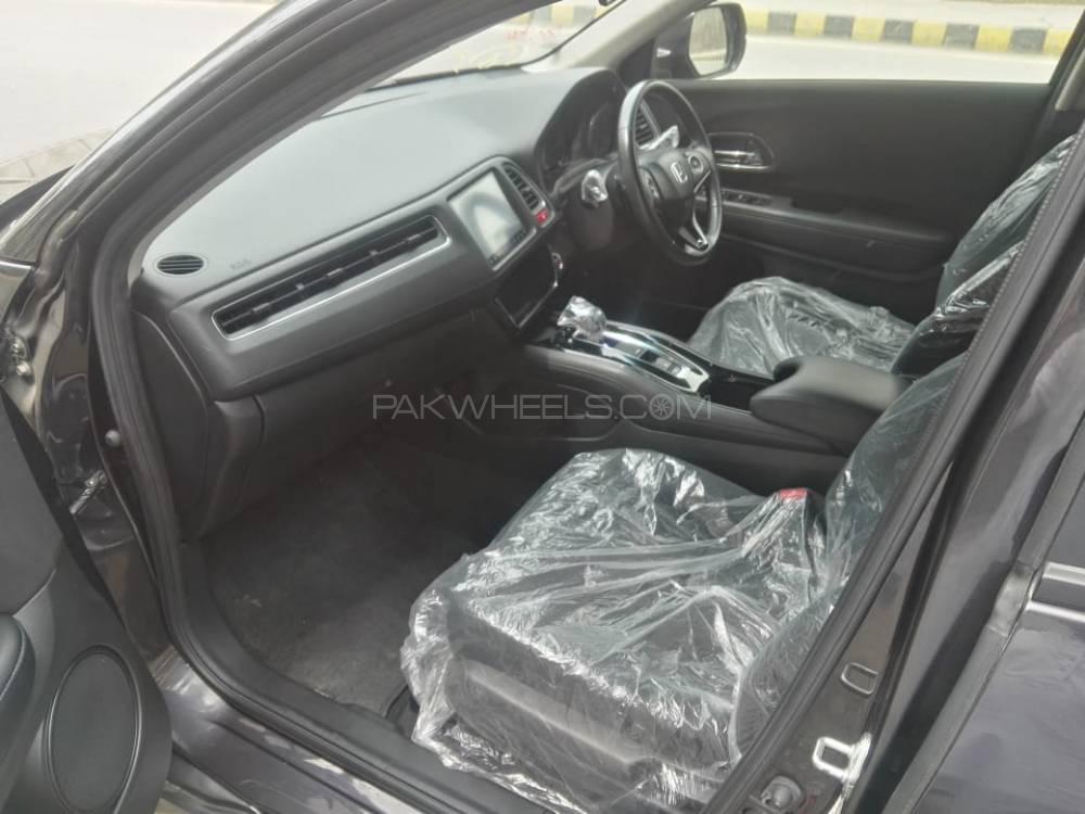 Honda Vezel 2013 for Sale in Lahore Honda Vezel 2013 for Sale in Lahore Image-10