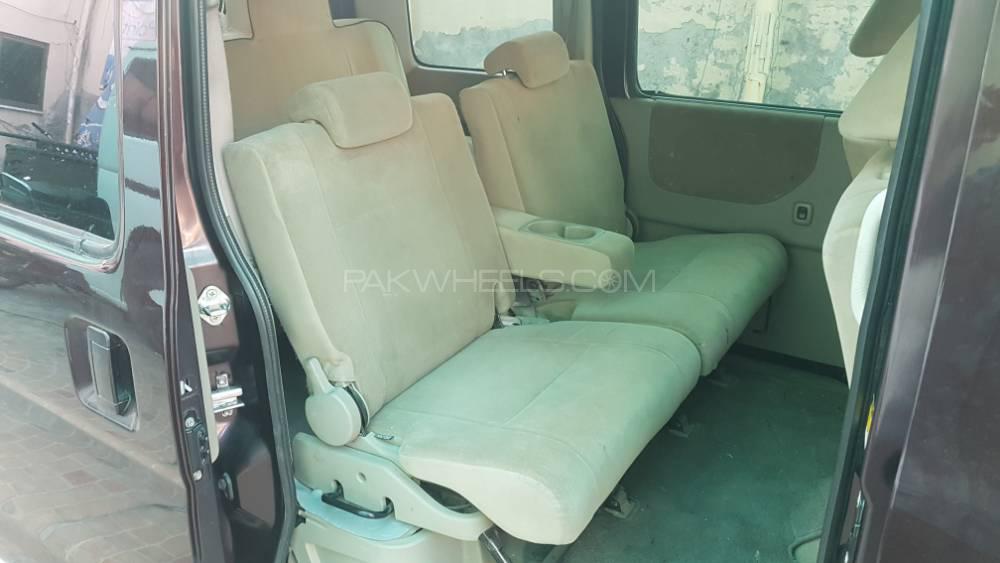Daihatsu Atrai Wagon 2014 for Sale in Lahore Daihatsu Atrai Wagon 2014 for Sale in Lahore Image-10