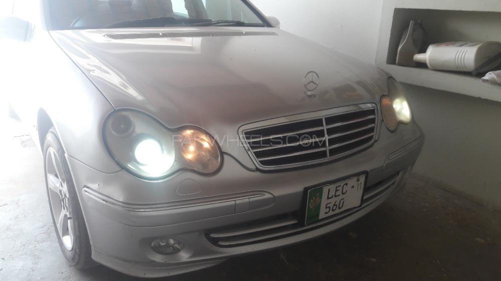 Mercedes Benz C Class 2006 for Sale in Gojra Image-1