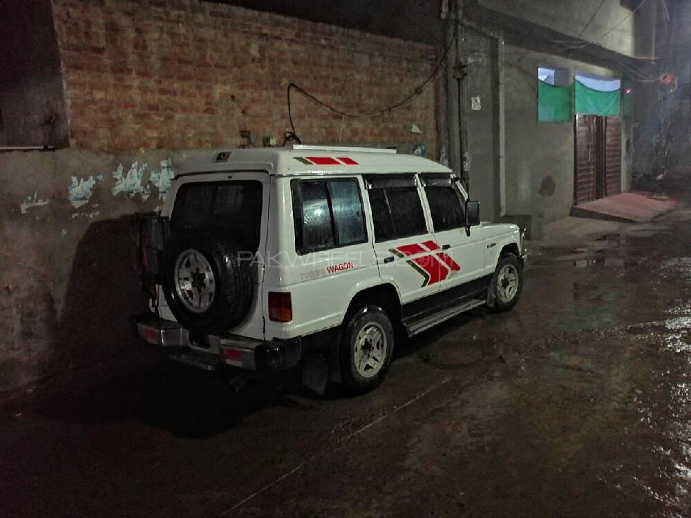 Mitsubishi Pajero 1991 for Sale in Lahore Mitsubishi Pajero 1991 for Sale in Lahore Image-3
