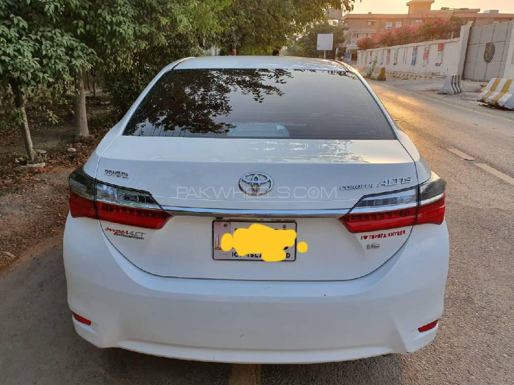 Toyota Corolla 2018 for Sale in Peshawar Toyota Corolla 2018 for Sale in Peshawar Image-6