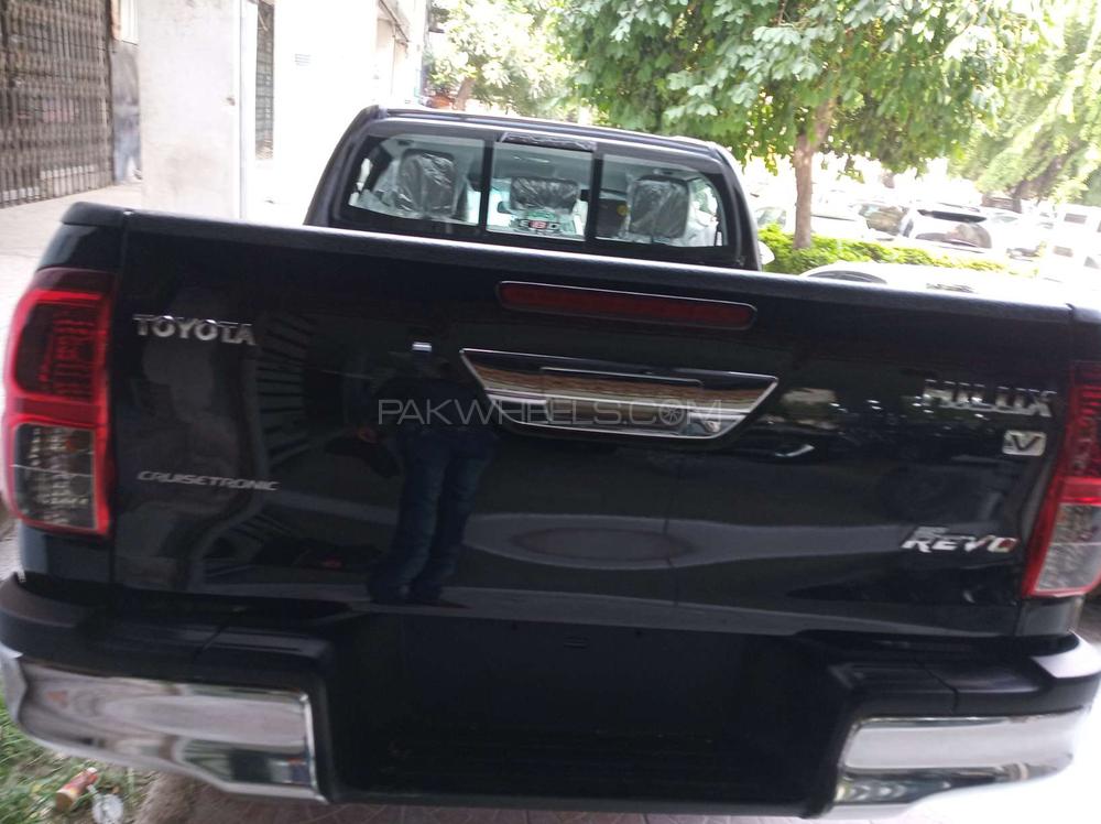 Toyota Hilux 2019 for Sale in Islamabad Toyota Hilux 2019 for Sale in Islamabad Image-5