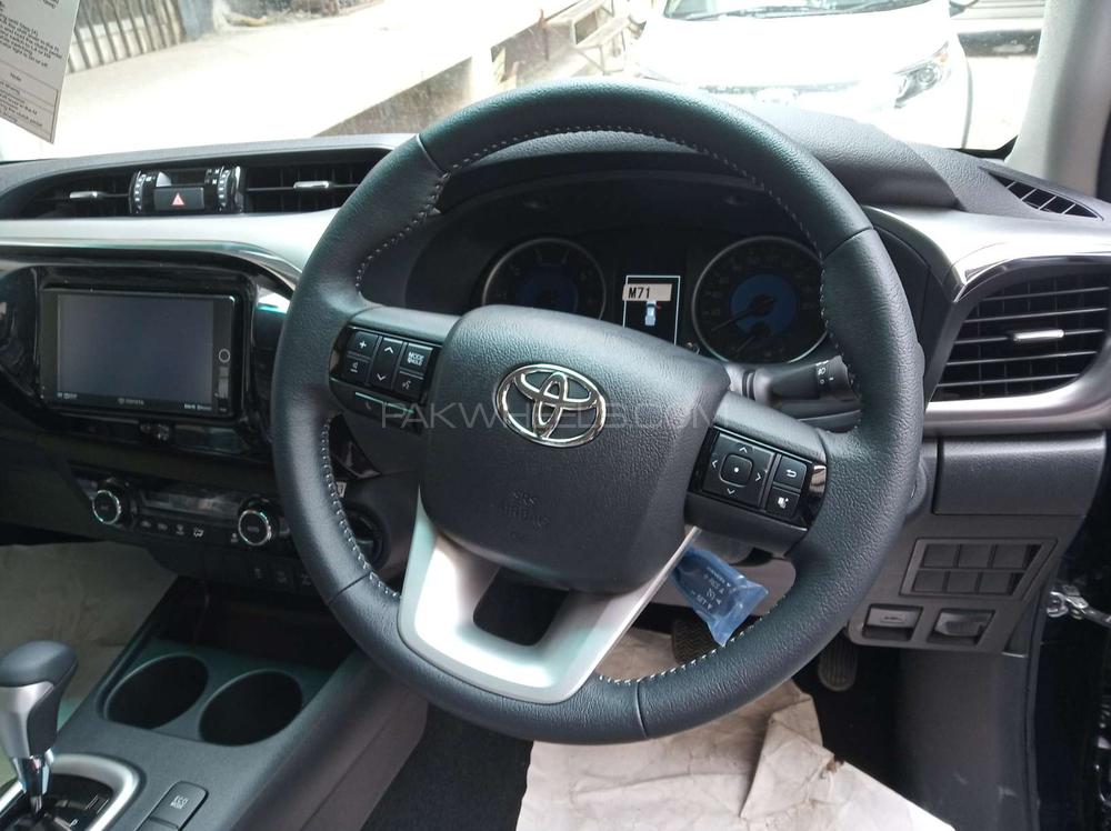 Toyota Hilux 2019 for Sale in Islamabad Toyota Hilux 2019 for Sale in Islamabad Image-12