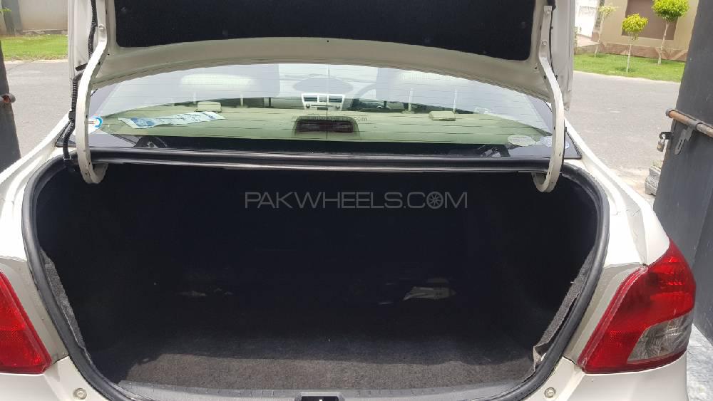 Toyota Belta 2009 for Sale in Lahore Toyota Belta 2009 for Sale in Lahore Image-3
