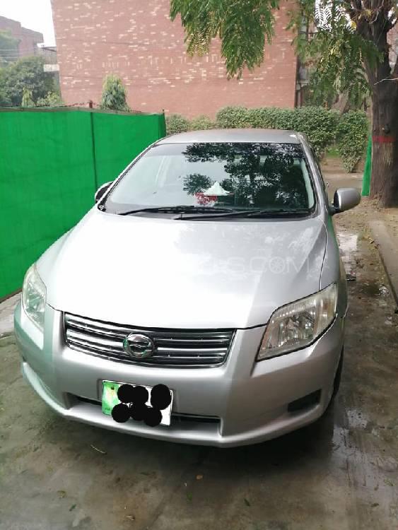 Toyota Corolla Axio 2009 for Sale in Lahore Image-1