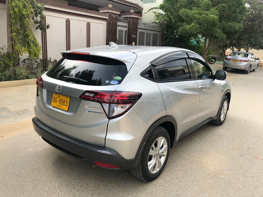 Honda Vezel 2014 for Sale in Karachi Honda Vezel 2014 for Sale in Karachi Image-7