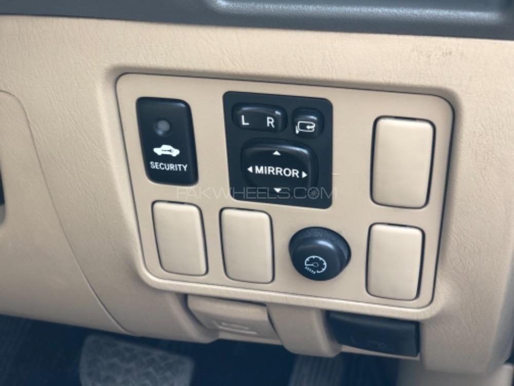 Toyota Fortuner 2014 for Sale in Lahore Toyota Fortuner 2014 for Sale in Lahore Image-6