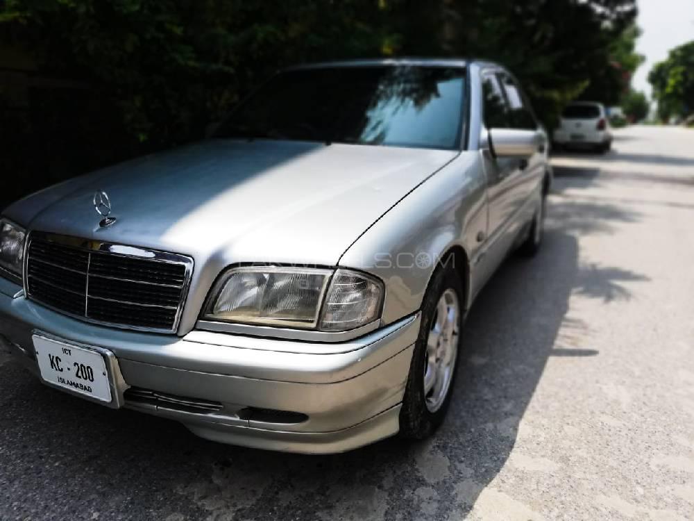 Mercedes Benz C Class 2000 for Sale in Islamabad Image-1
