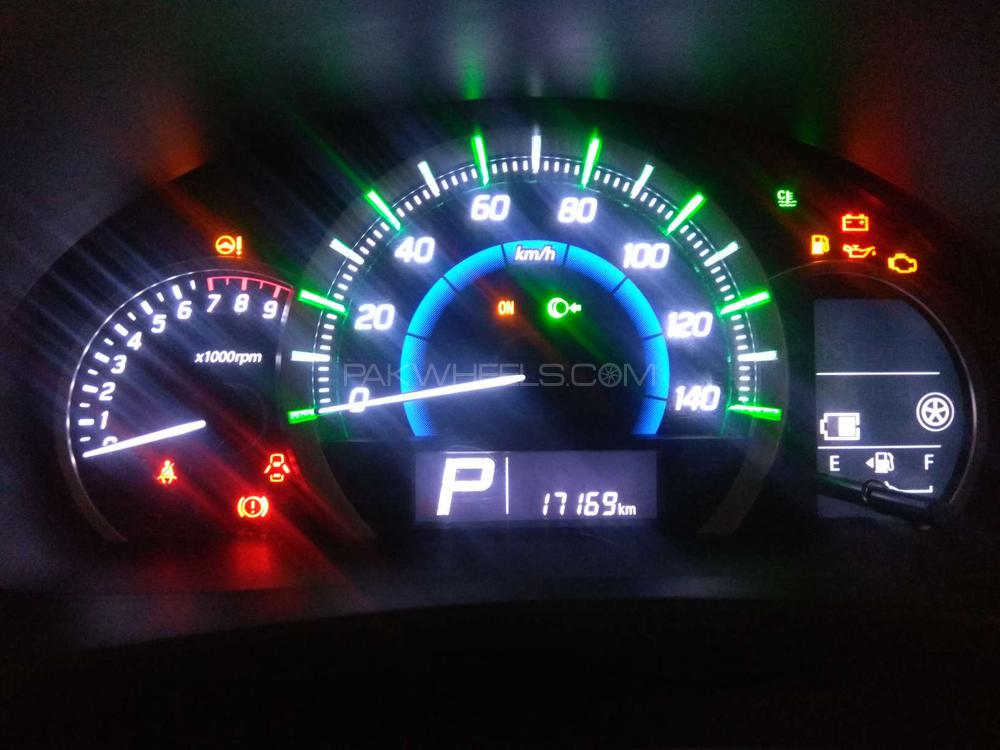 Suzuki Wagon R 2015 for Sale in Karachi Suzuki Wagon R 2015 for Sale in Karachi Image-5