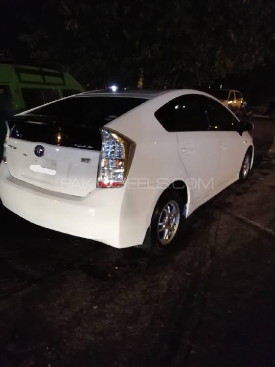 Toyota Prius 2010 for Sale in Karachi Toyota Prius 2010 for Sale in Karachi Image-6