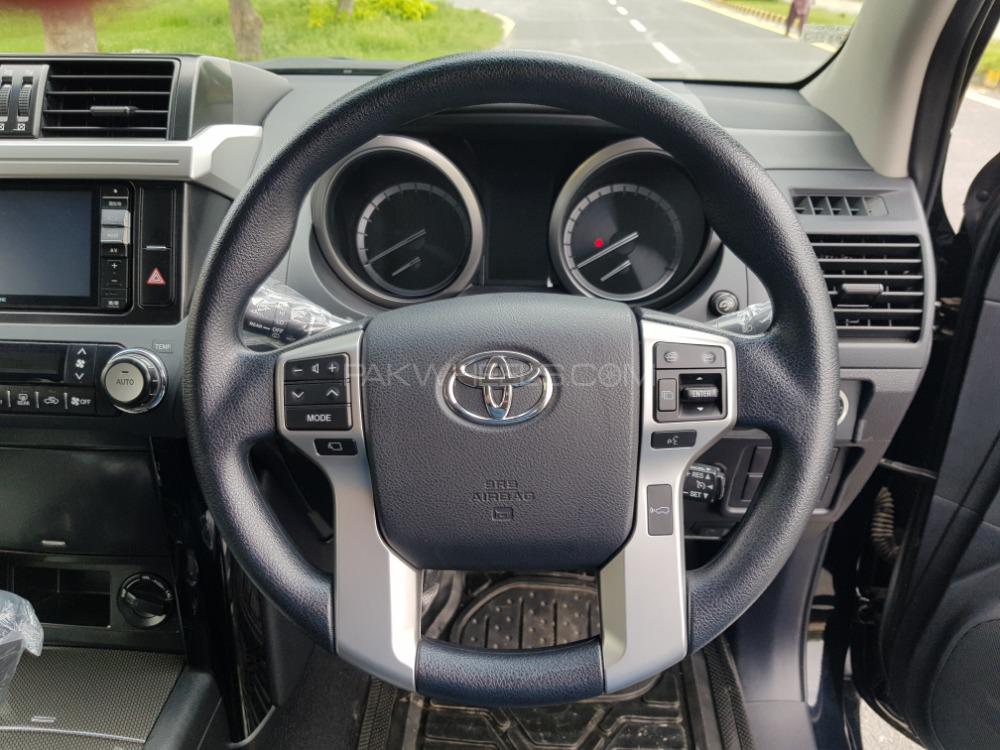 Toyota Prado 2014 for Sale in Lahore Toyota Prado 2014 for Sale in Lahore Image-10